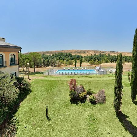 ホテル フォンテクルス アビラ Ávila エクステリア 写真